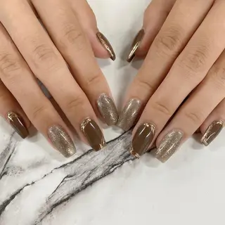 ミディアム ネイル Y. Sのネイルデザイン