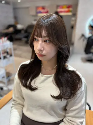セミロング カラー ヘアアレンジ 韓国風レイヤーカット 💎髪質改善"yuiのヘアスタイル
