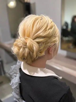 ミディアム ヘアアレンジ 梨ア .のヘアスタイル