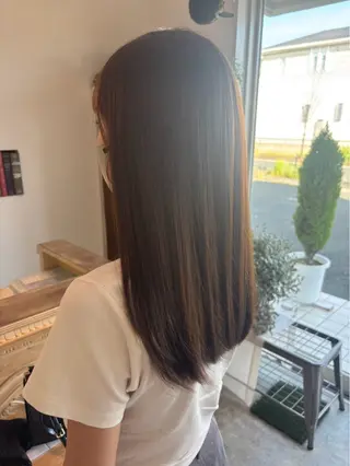 ロング 富永 亜優のヘアスタイル