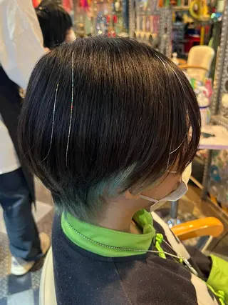 ショート カラー KOYA ｺﾔのヘアスタイル