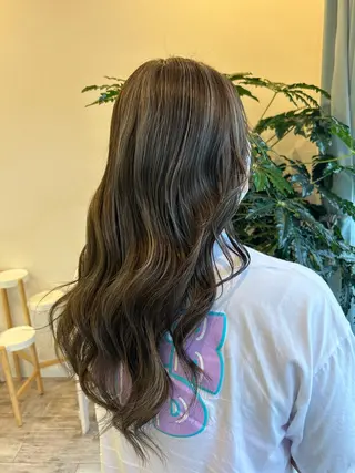 ロング カラー 🦖manami 🦖のヘアスタイル