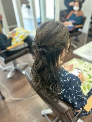 ヘアアレンジ 🤍 minaのヘアスタイル