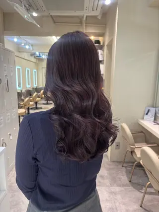 ロング 飯沼 美紅のヘアスタイル
