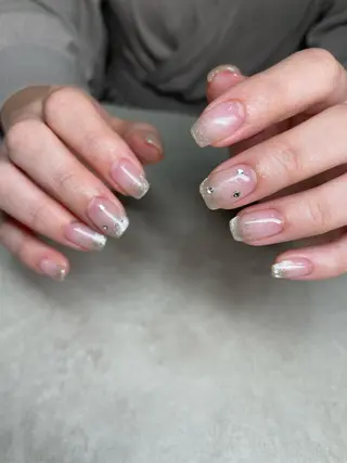ネイル with hues AYAのネイルデザイン