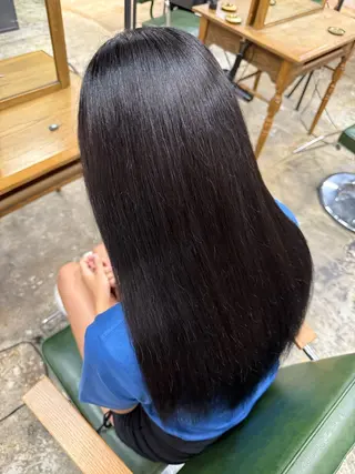 ロング カラー T Hのヘアスタイル