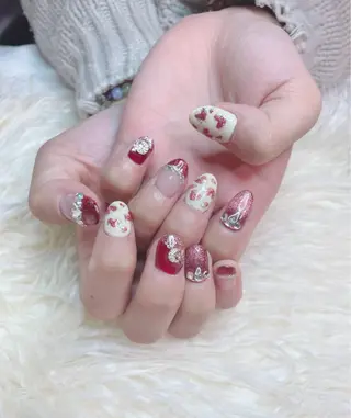 ネイル Anurea HARUKA🌸のネイルデザイン