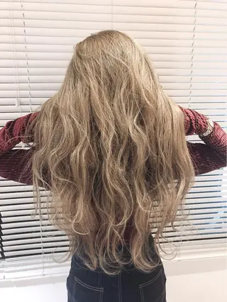 ロング バレイヤージュ 藤沢 髪質改善 竹内ケンゴのヘアスタイル