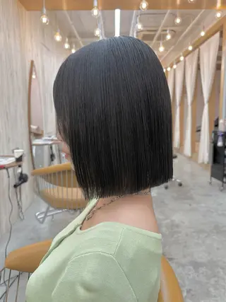 ミディアム オリーブベージュ/ボ ブ縮毛矯正たまき🧡のヘアスタイル