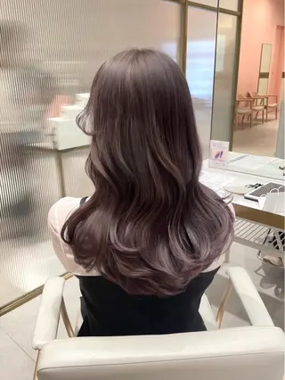 ロング カラー ヘアアレンジ 🤎小顔レイヤー /ベージュ🤎友香のヘアスタイル