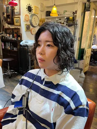 ショート パーマ 緒方椋 /学芸大学のヘアスタイル