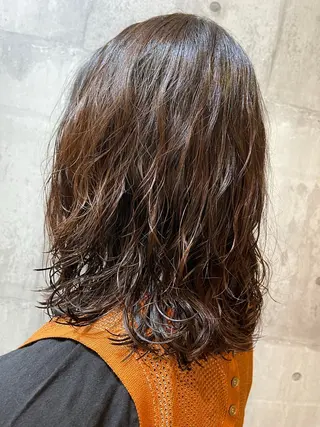 ミディアム パーマ art-Lago 宮司のヘアスタイル