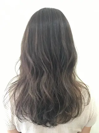 セミロング カラー ぱつっとボブ/ 小野あかねのヘアスタイル