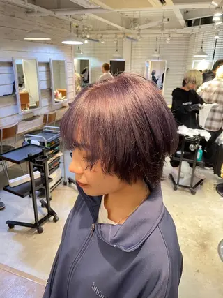 ショート ハイトーンカラー が絶対可愛い✨泰聖✨のヘアスタイル