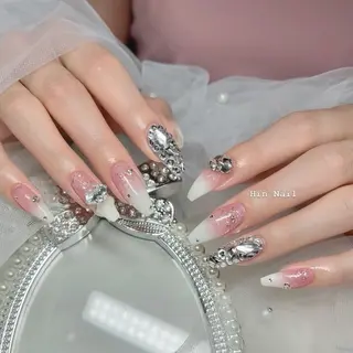 ネイル HIN NAILのネイルデザイン