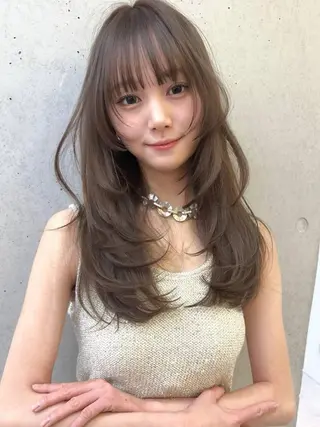 カラー 杉谷 知怜のヘアスタイル