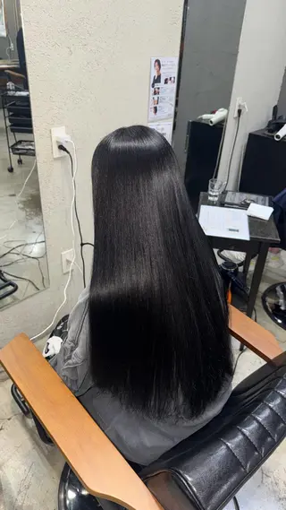 ロング 小池 かなこのヘアスタイル