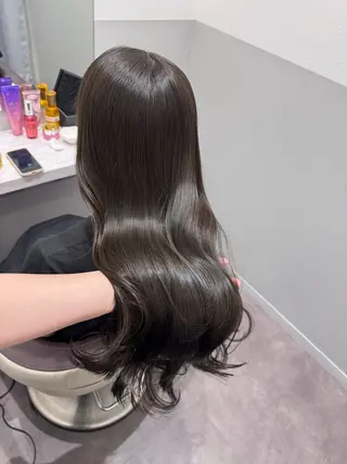 ロング カラー 🇰🇷韓国風艶髪✨ 髪質改善 倉岡しおんのヘアスタイル