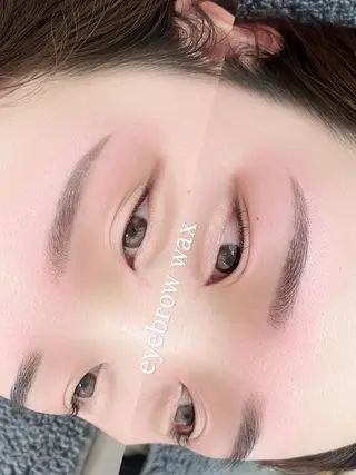 アイブロウ KURUN ami.⋆𝜗𝜚のマツエク・マツパデザイン