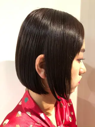 ショート 《インナーカラー》 YAMADAのヘアスタイル