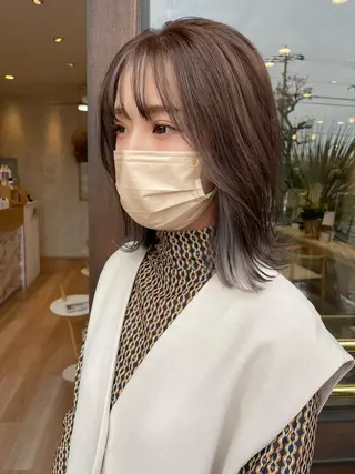カラー 比嘉 千咲のヘアスタイル