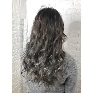 ロング カラー 髪質改善特化KIZU /ブリーチ縮毛矯正のヘアスタイル