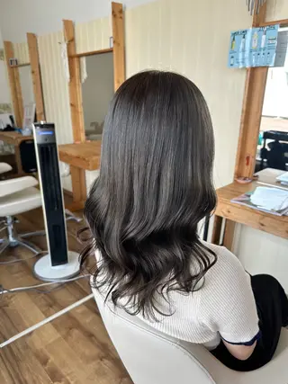 ロング カラー Agu hair 木間のヘアスタイル