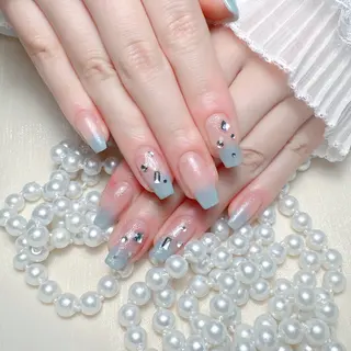 ネイル 🎀M nails✨ ビューティーのネイルデザイン
