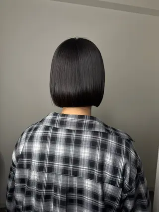 ショート カラー 大人な抜け感レイヤー remi🖤のヘアスタイル