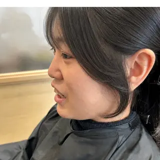 セミロング 久木原 ゆりのヘアスタイル