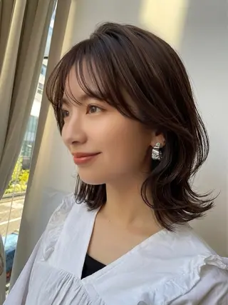 ミディアム 吉川 友稀のヘアスタイル