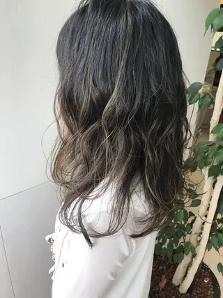 ロング カラー Oopsレイヤー 加藤澄都のヘアスタイル