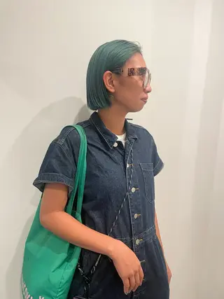 ミディアム カラー 渋谷 留菜のヘアスタイル