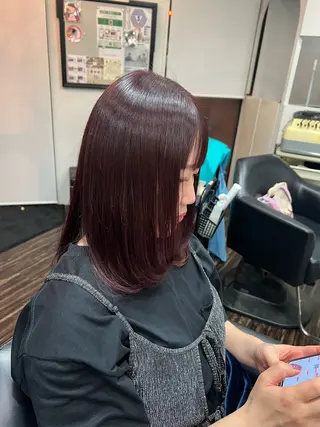 ミディアム 南桑 由芽のヘアスタイル