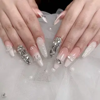 ネイル ENsalon AKIRAのネイルデザイン