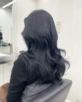 カラー 🌸春の暗髪カラー 🌸透明感ヘアのヘアスタイル
