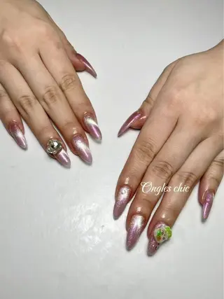ネイル ongles chicのネイルデザイン