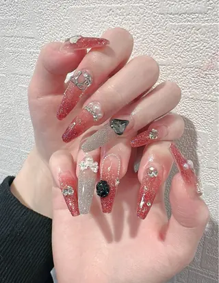 ネイル D-BEAUTY Nailsalonのネイルデザイン