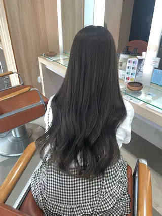 ロング カラー 青沼夏未/オリーブ/ 寒色カラーのヘアスタイル