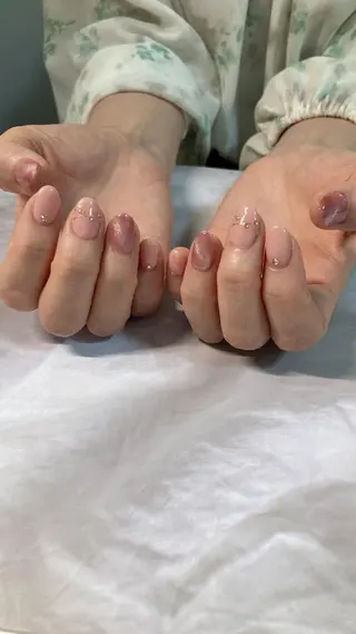 Agu. Nail tomoのネイルデザイン