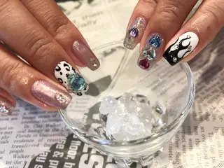 ネイル パラあり！フィルイン 美フォルムのネイルデザイン