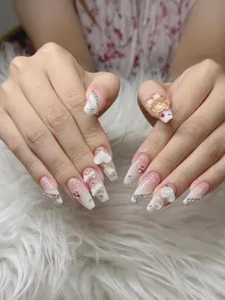 ネイル Lee Nailsのネイルデザイン