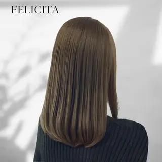 ミディアム カットカラー9900 🌈小田部明日香のヘアスタイル