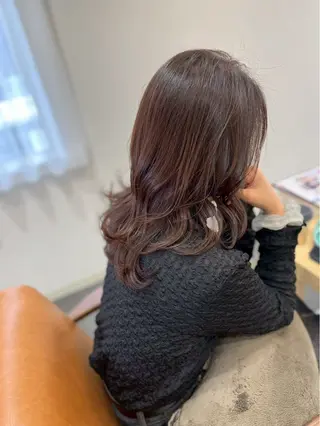 セミロング afloat rauのヘアスタイル