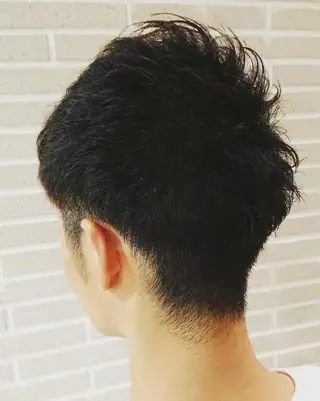メンズ ブリーチ/ヘアケア/ 艶髪/イギチハルのヘアスタイル