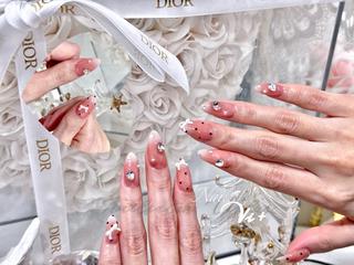 ネイル ✨Nailsalon Vi+✨のネイルデザイン
