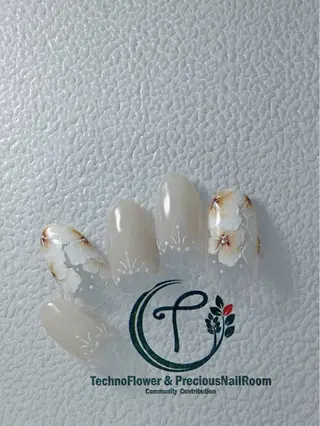 ネイル precious nail  roomのネイルデザイン