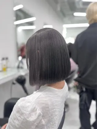 ショート カラー ヘアアレンジ 縮毛矯正🤍 盛れるボブ/ひかりのヘアスタイル