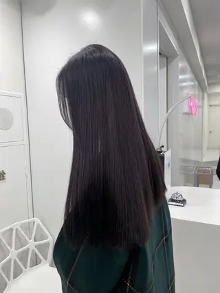 カラー 🤍ハイトーン寒色 🤍MADOKAのヘアスタイル