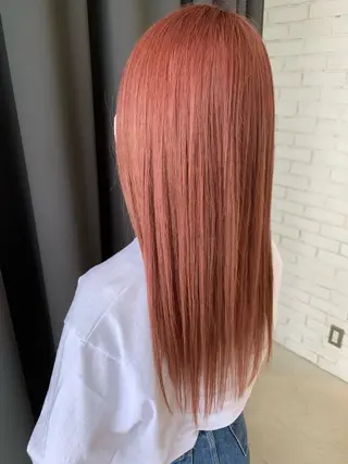 ロング カラー LUXBE LUCEのヘアスタイル